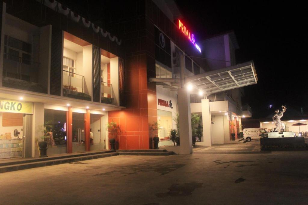 Prima Sr Hotel & Convention Yogyakarta Sleman  Kültér fotó