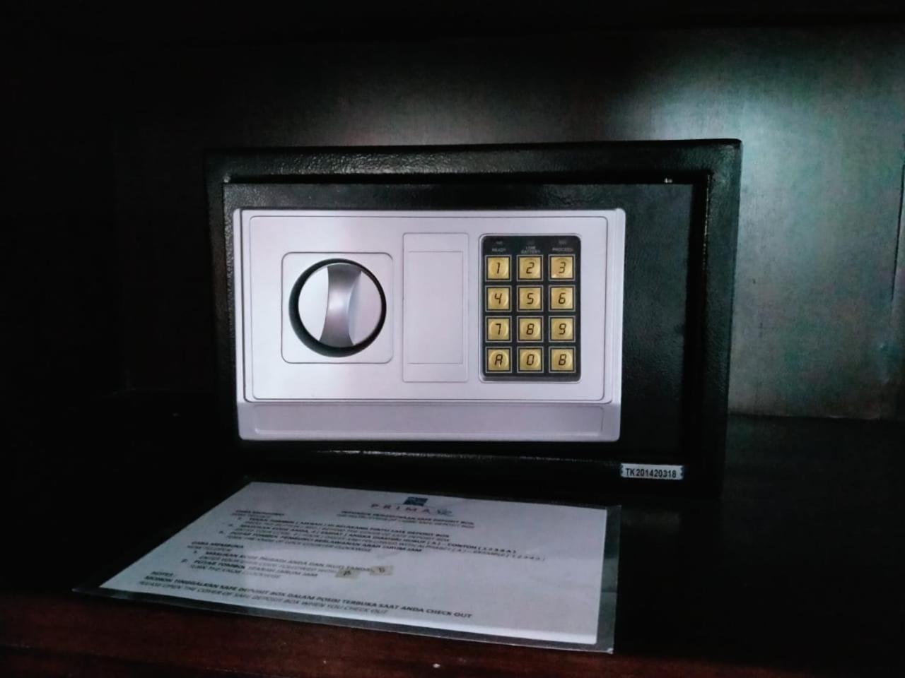 Prima Sr Hotel & Convention Yogyakarta Sleman  Kültér fotó