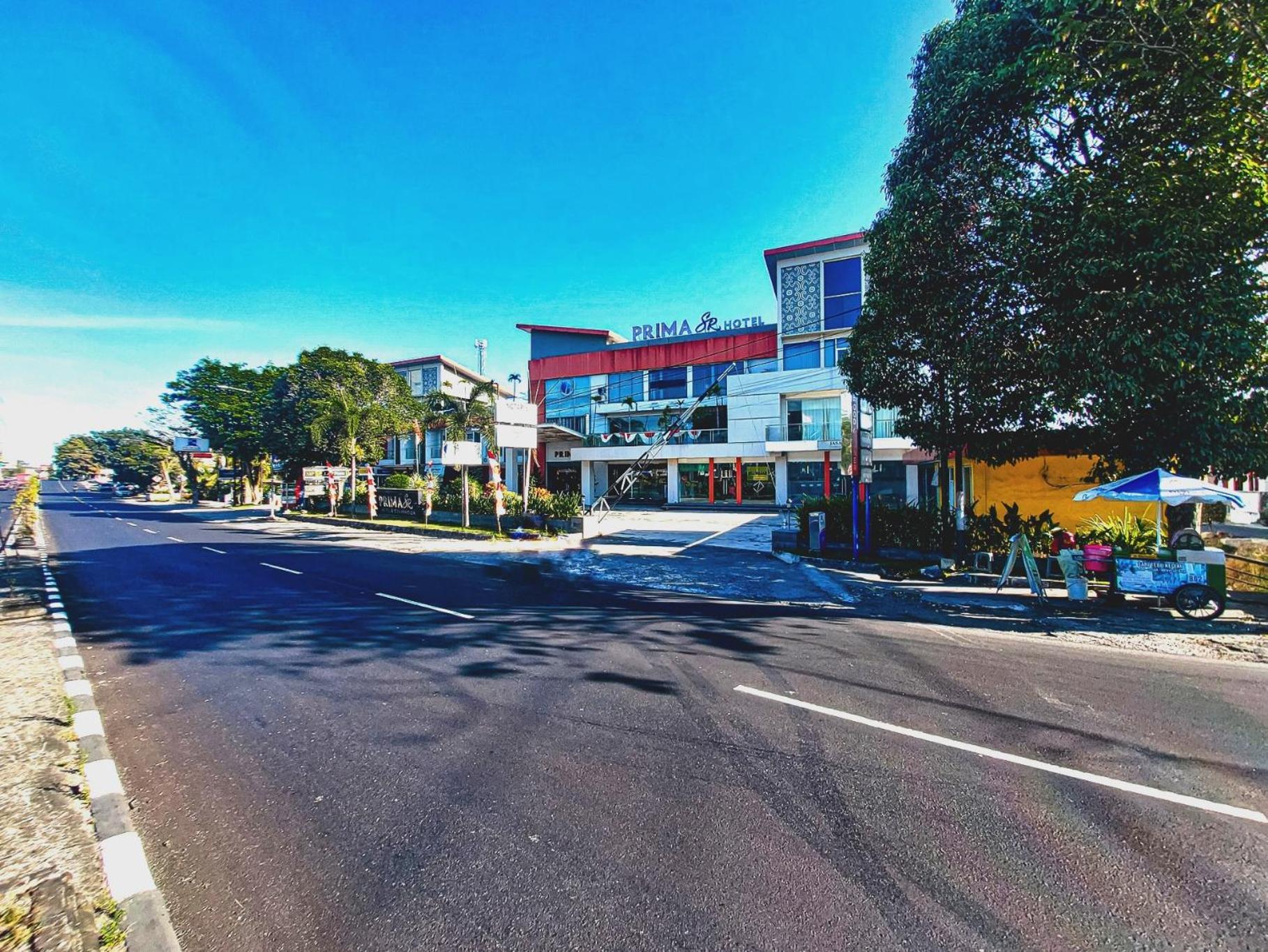 Prima Sr Hotel & Convention Yogyakarta Sleman  Kültér fotó