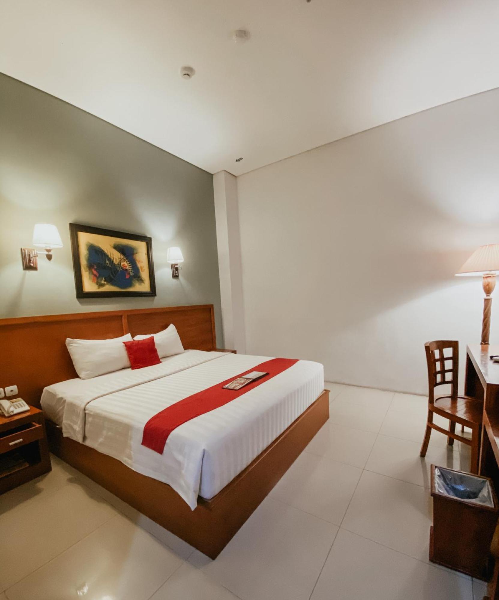 Prima Sr Hotel & Convention Yogyakarta Sleman  Kültér fotó